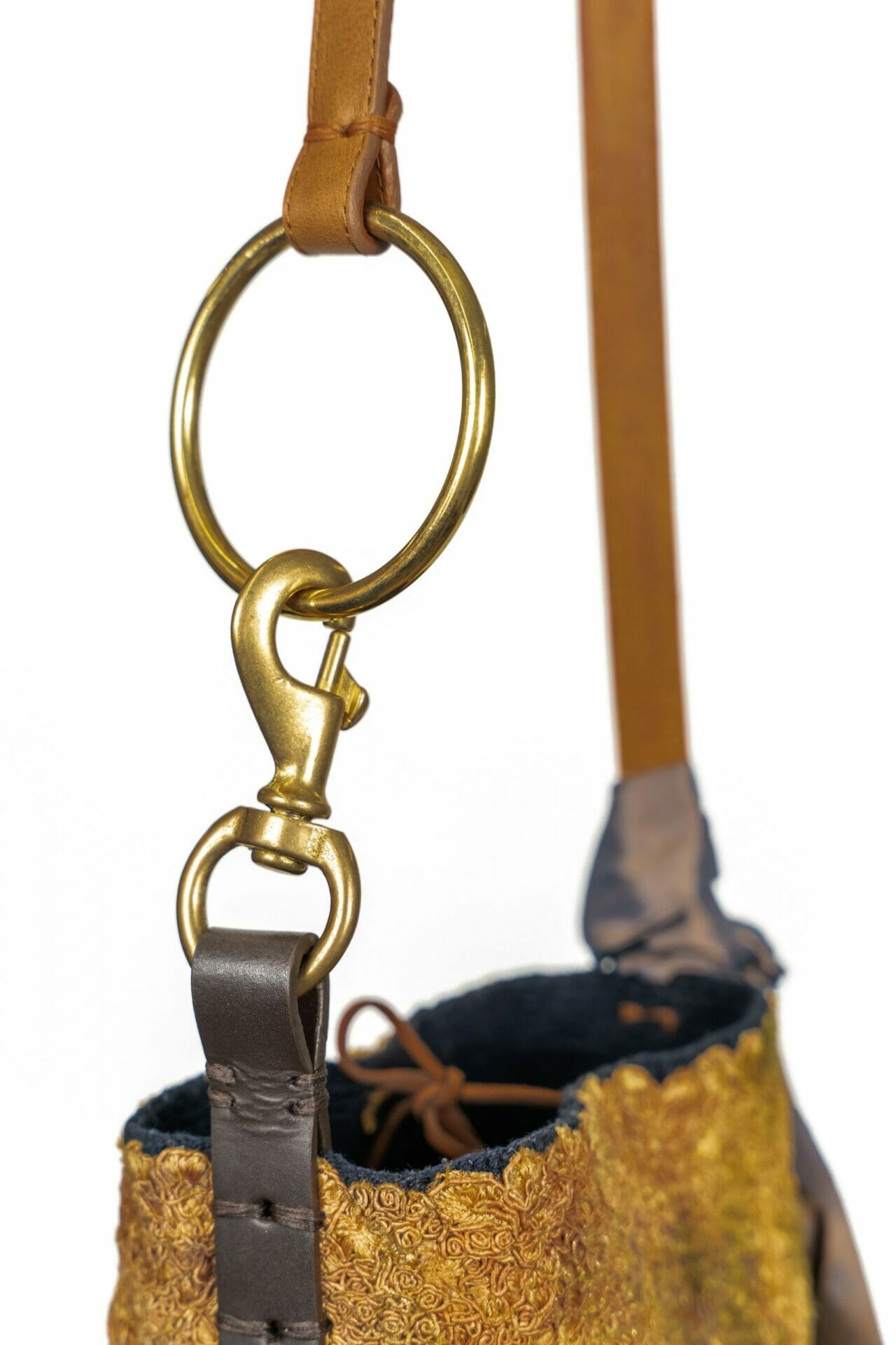 Mochila Wayuu Grande Bordada. Edición Limitada