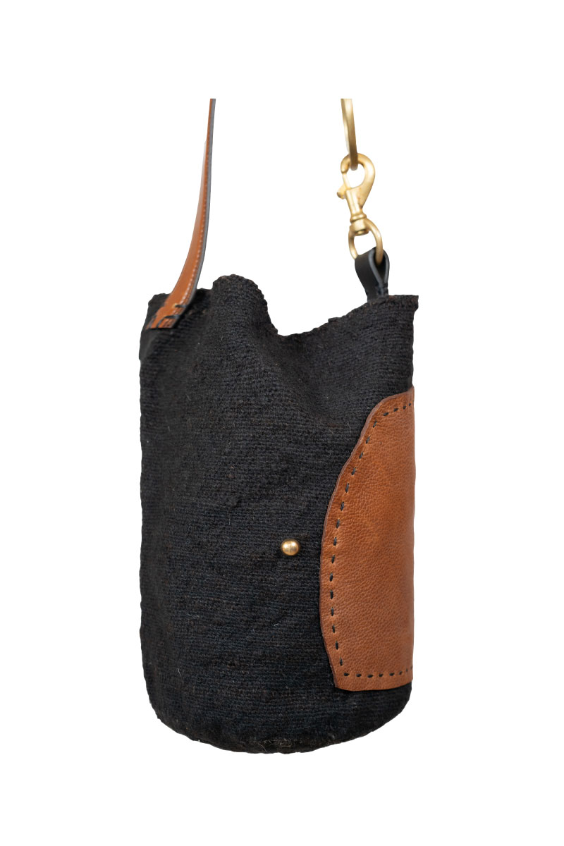 Mochila Arhuaca Mediana con Cuero Italiano